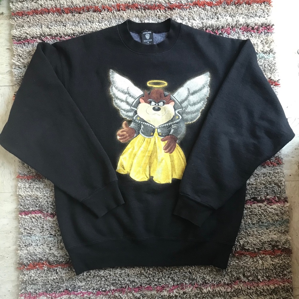 VTG Warner Bros Men's Black Crewneck Sweater